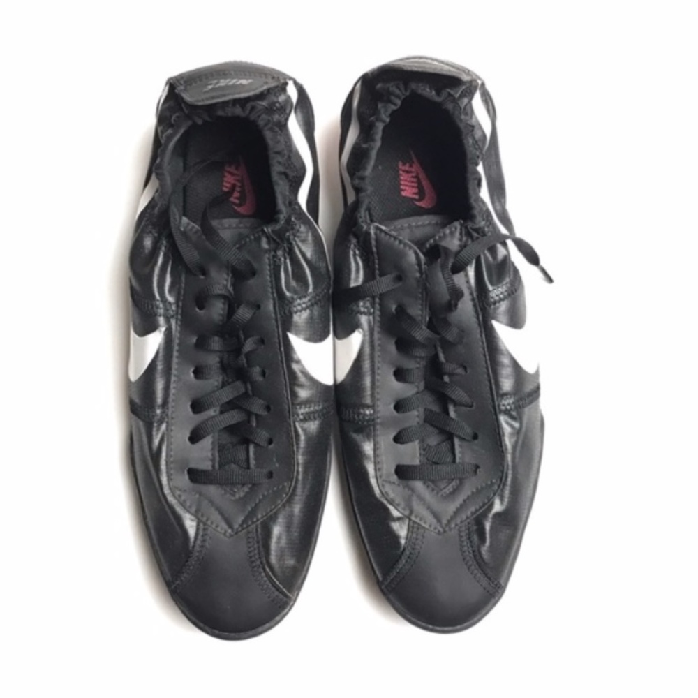 Nike Tenkay Low Black  EUC